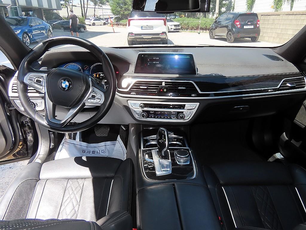 BMW 7시리즈 7시리즈 (G11) 730Ld xDrive M 스포츠 이미지 7