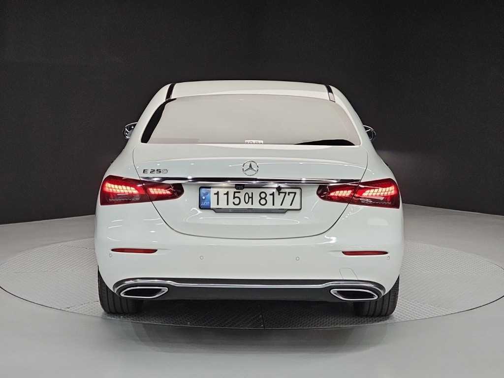 벤츠 E 클래스 E-클래스 W213 E250 익스클루시브 이미지 3