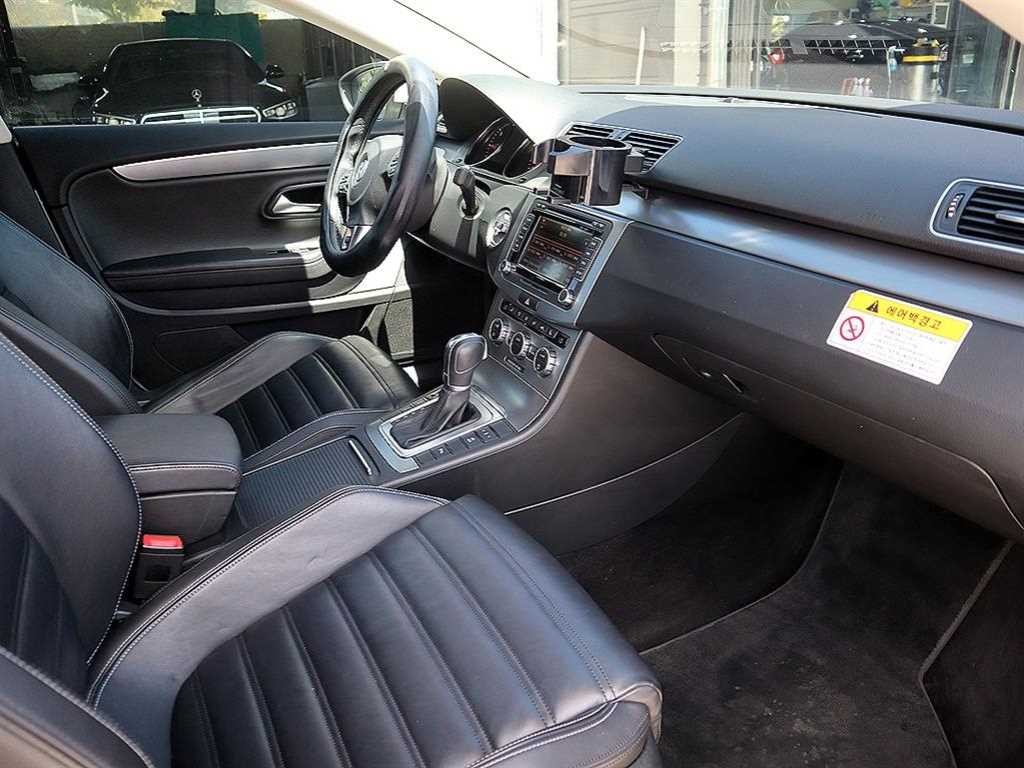 폭스바겐 CC 뉴 CC 2.0 TDI 블루모션 R라인 이미지 13