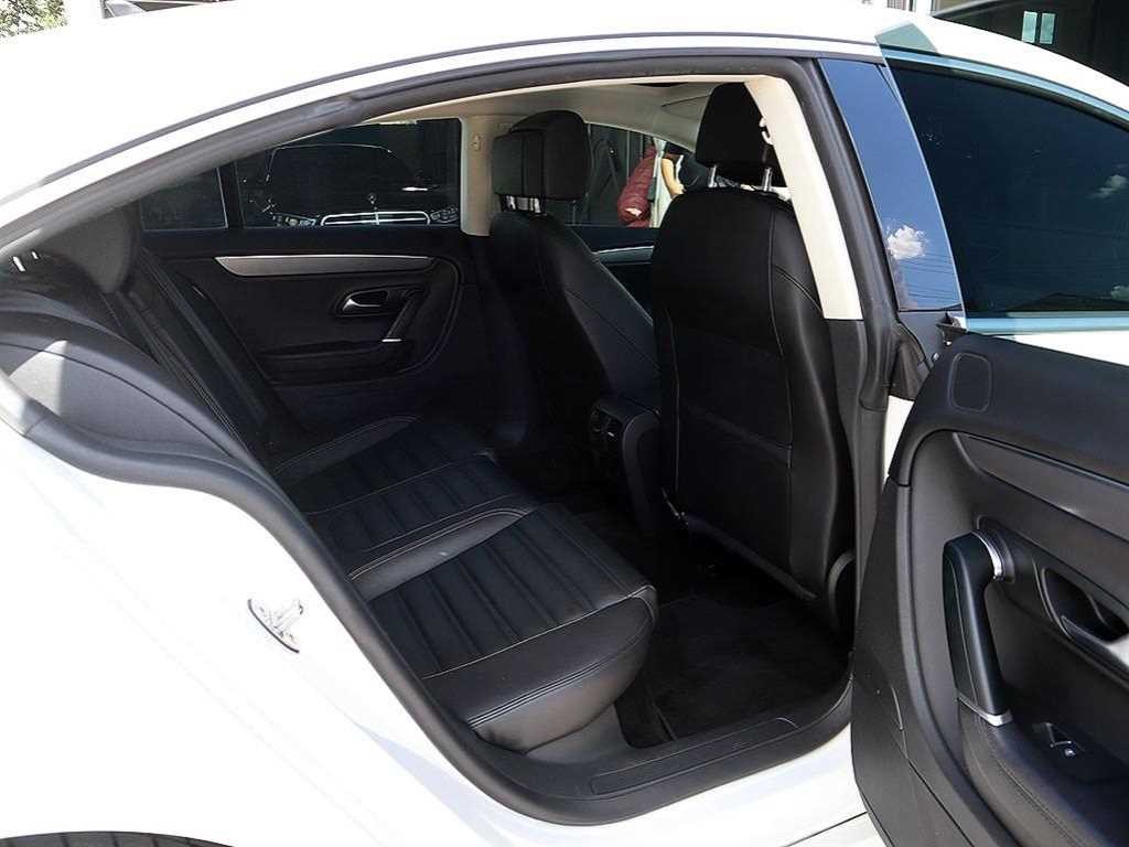폭스바겐 CC 뉴 CC 2.0 TDI 블루모션 R라인 이미지 14