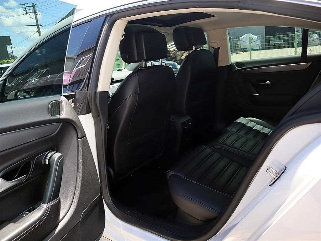 폭스바겐 CC 뉴 CC 2.0 TDI 블루모션 R라인 이미지 7