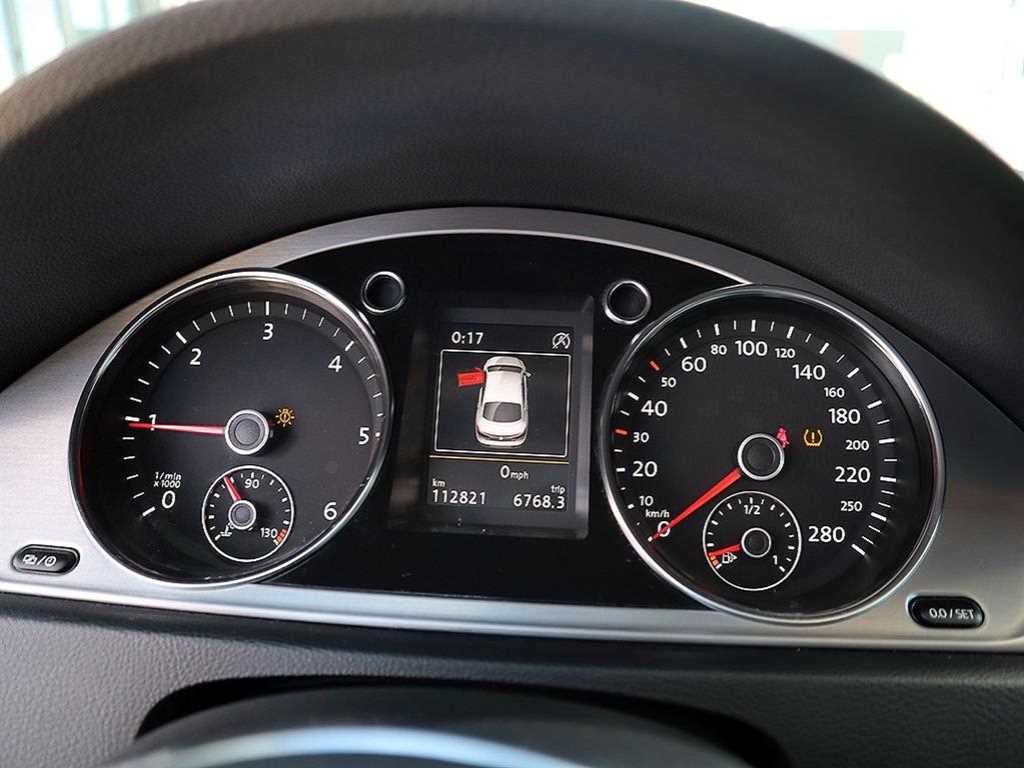 폭스바겐 CC 뉴 CC 2.0 TDI 블루모션 R라인 이미지 9