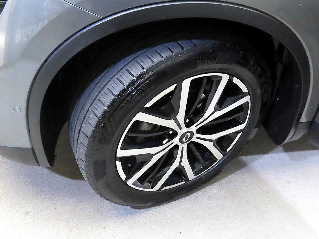 르노코리아(삼성) QM6 더뉴QM6 2.0 LPe RE 시그니처 2WD 이미지 20
