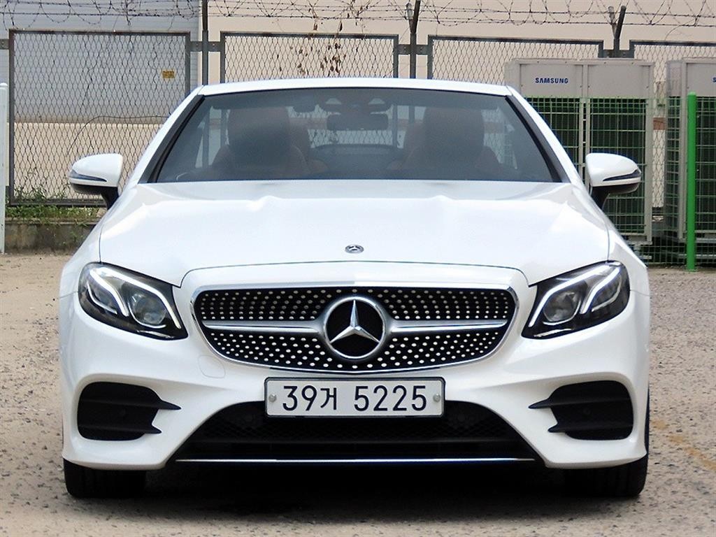 벤츠 E 클래스 E-클래스 W213 E220d 카브리올레 이미지 5