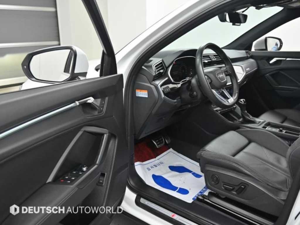 아우디 Q3 Q3 (F3) 35 TDI 스포트백 프리미엄 이미지 11