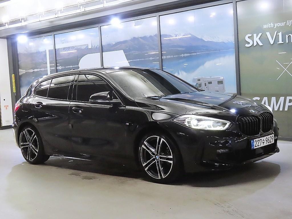 BMW 1시리즈 1시리즈 (F40) 120i M 스포츠 이미지 1