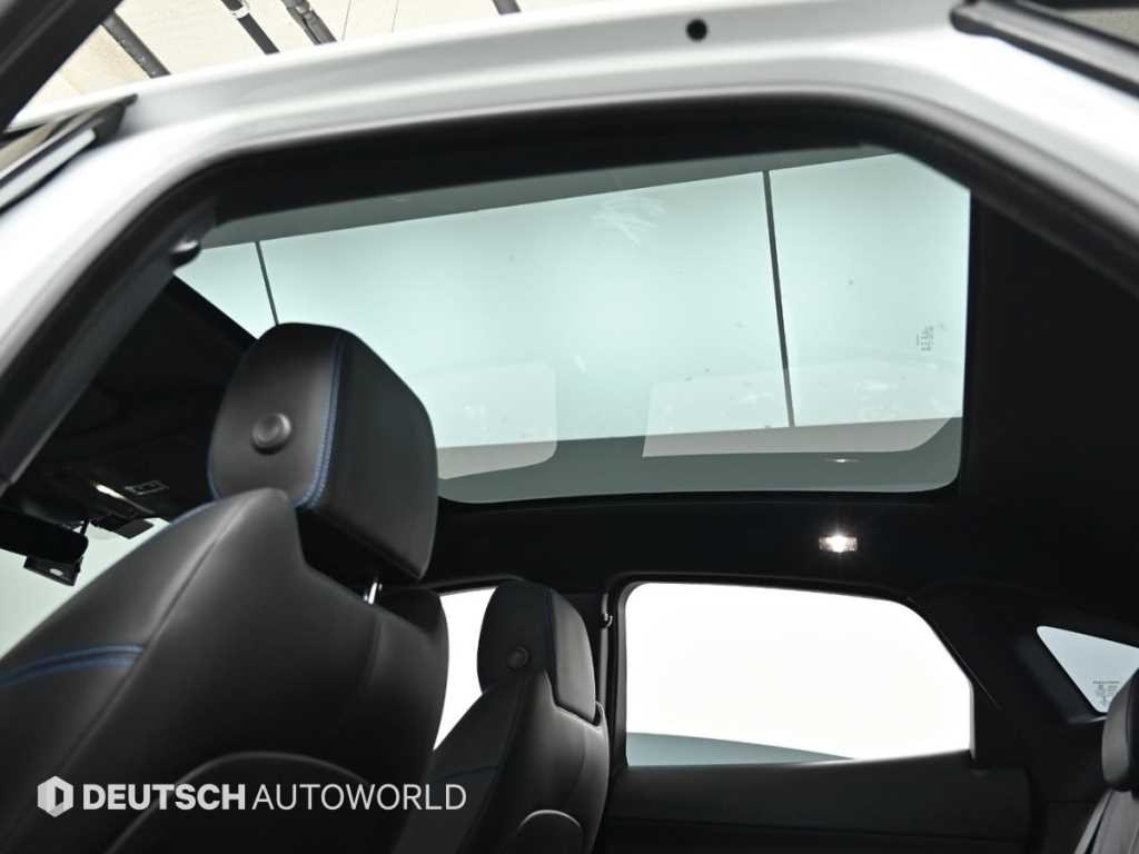 재규어 E-PACE P250 R-다이나믹 SE 이미지 18