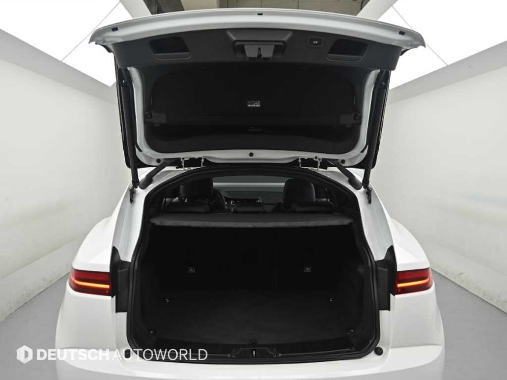 재규어 E-PACE P250 R-다이나믹 SE 이미지 19