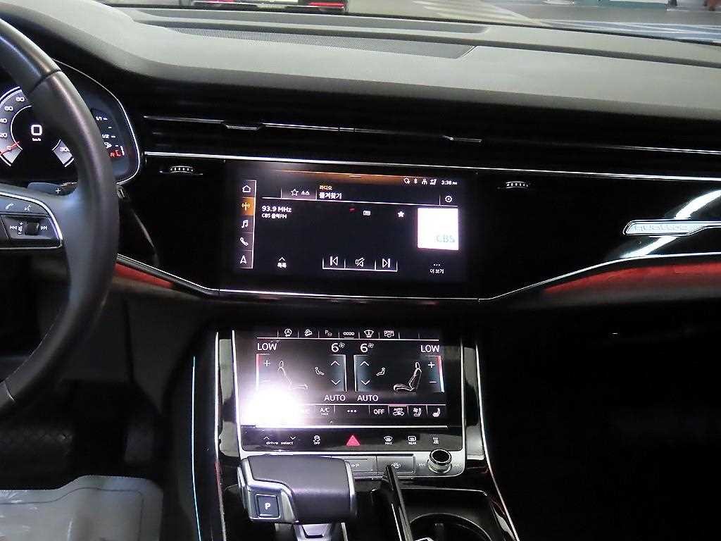 아우디 Q7 Q7 (4M) 45 TDI 콰트로 프리미엄 이미지 11