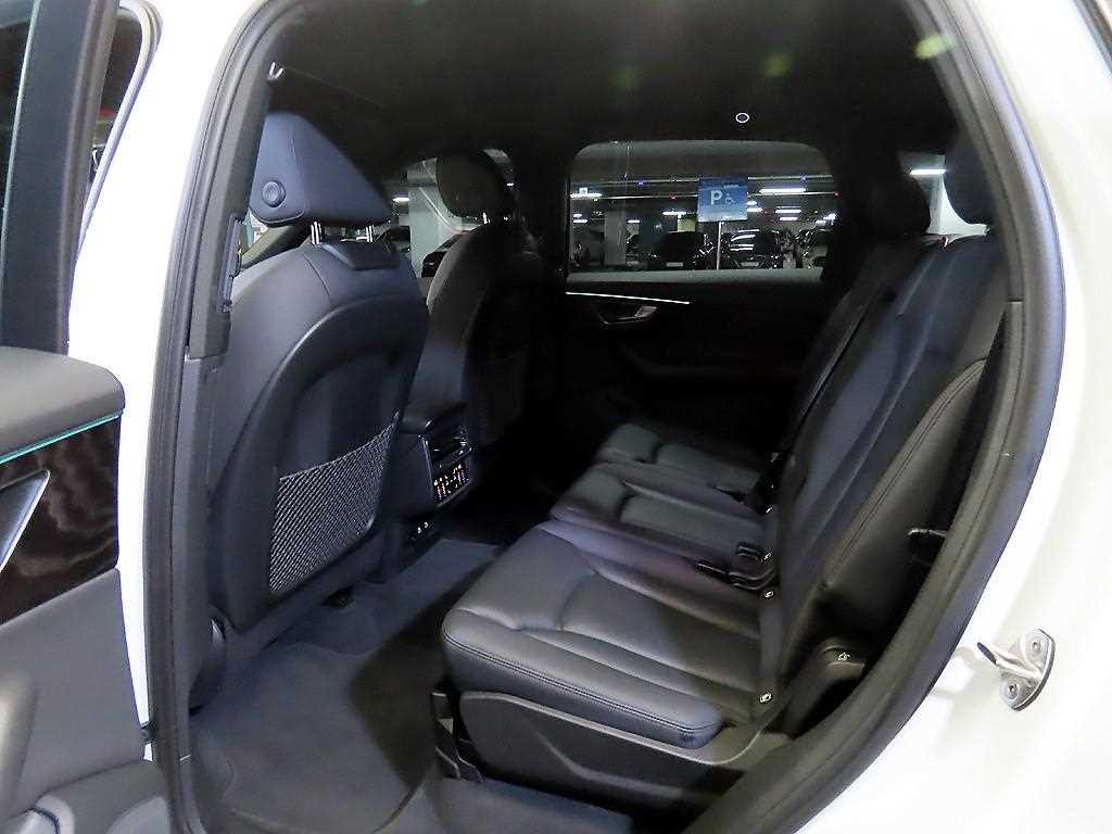아우디 Q7 Q7 (4M) 45 TDI 콰트로 프리미엄 이미지 7