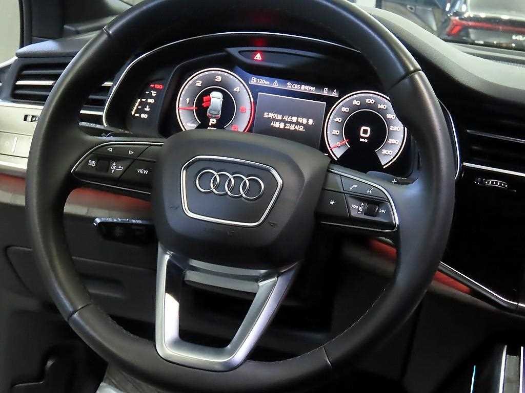 아우디 Q7 Q7 (4M) 45 TDI 콰트로 프리미엄 이미지 8