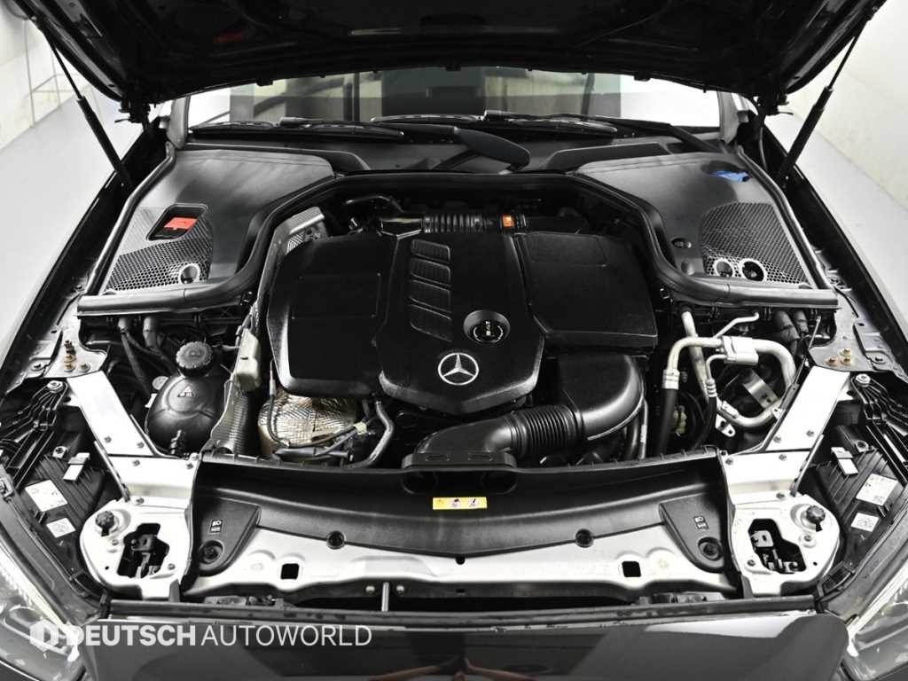 벤츠 E 클래스 E-클래스 W213 E220d 4MATIC AMG라인 이미지 6