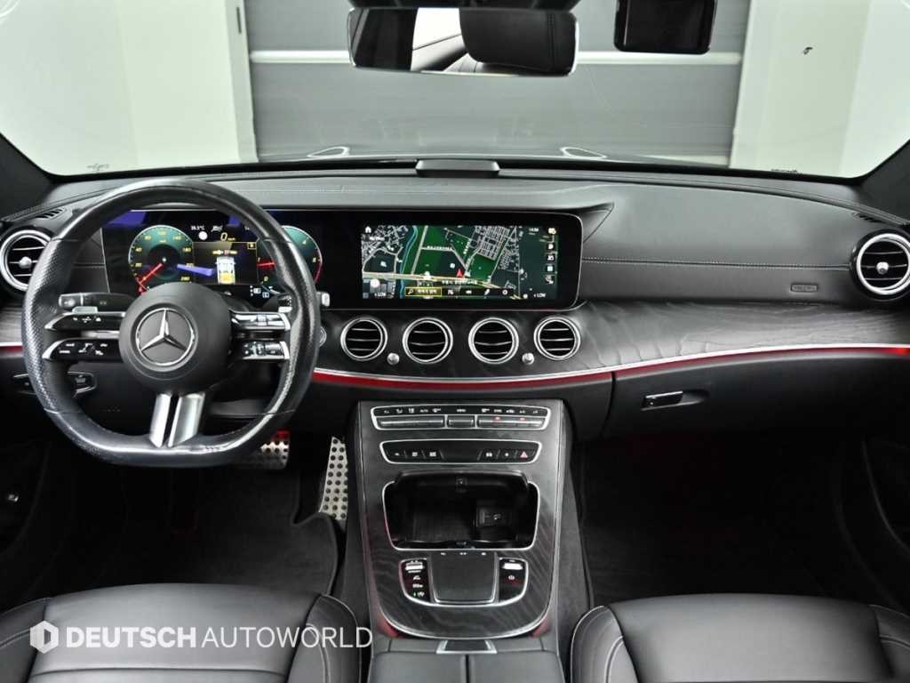 벤츠 E 클래스 E-클래스 W213 E220d 4MATIC AMG라인 이미지 7