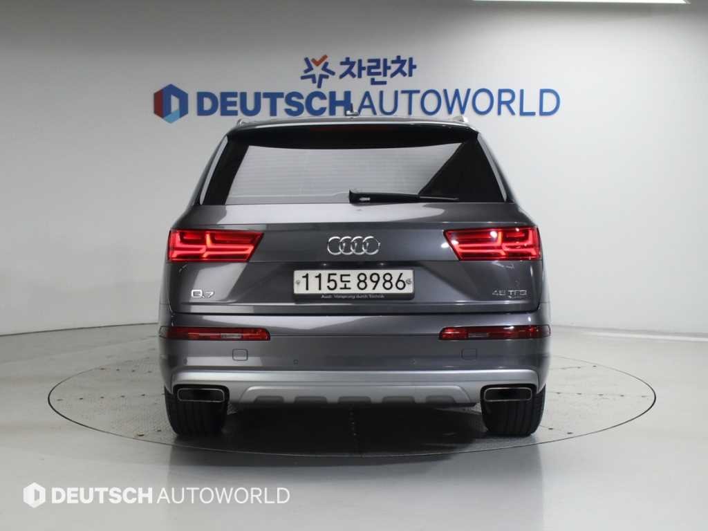 아우디 Q7 Q7 (4M) 45 TFSI 콰트로 이미지 4