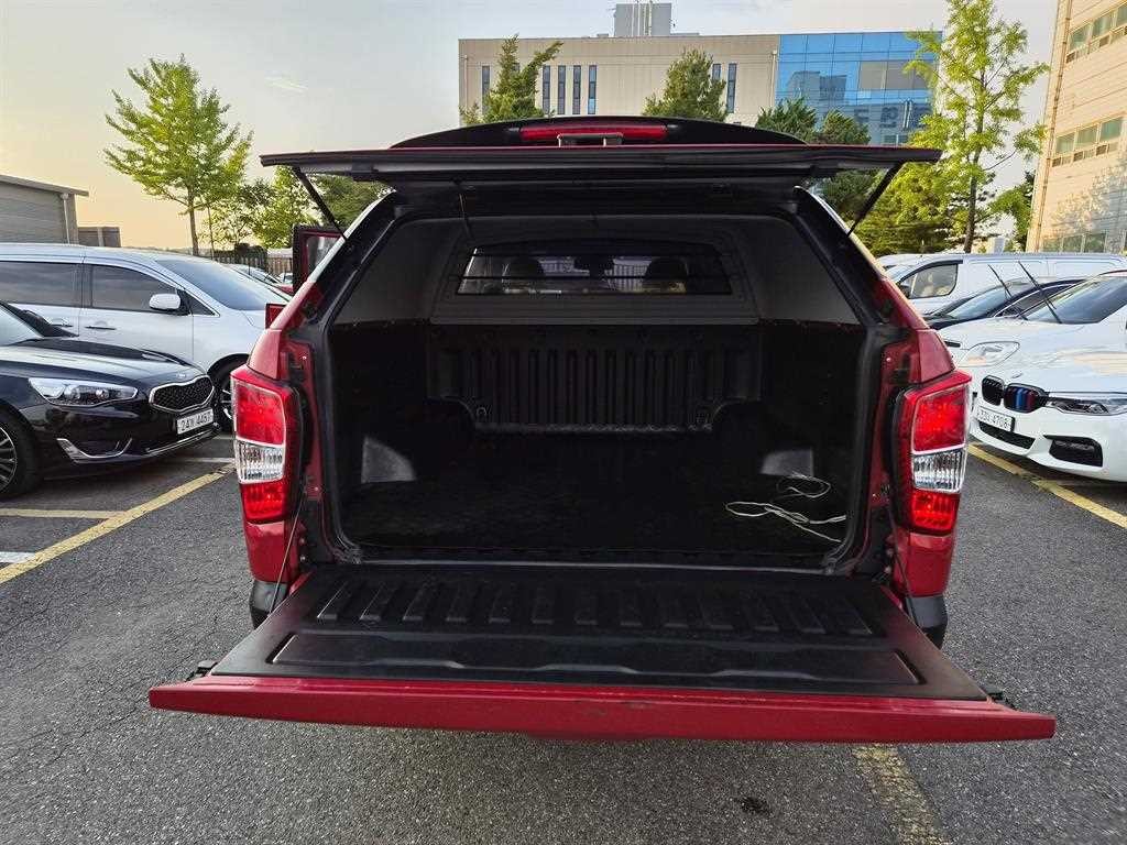 KG모빌리티(쌍용) 렉스턴 렉스턴 스포츠 칸 디젤 2.2 4WD 프로페셔널 X 이미지 7