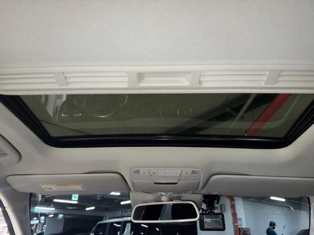 벤츠 C 클래스 C클래스 W205 C220 d 아방가르드 이미지 14