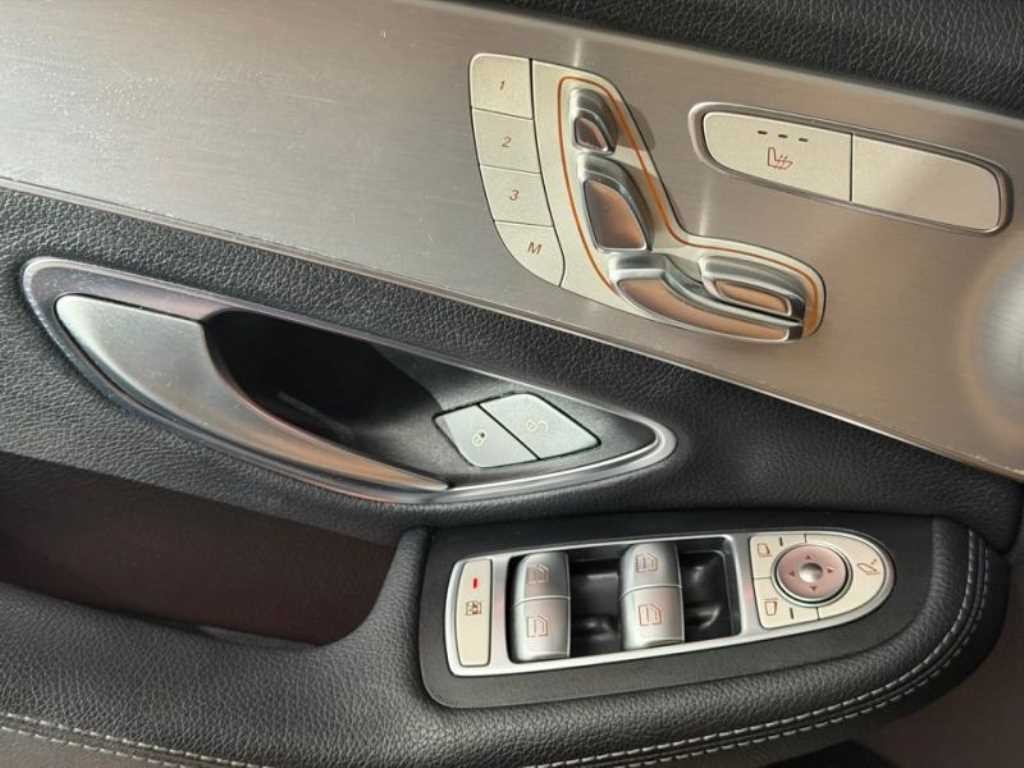 벤츠 C 클래스 C클래스 W205 C220 d 아방가르드 이미지 16