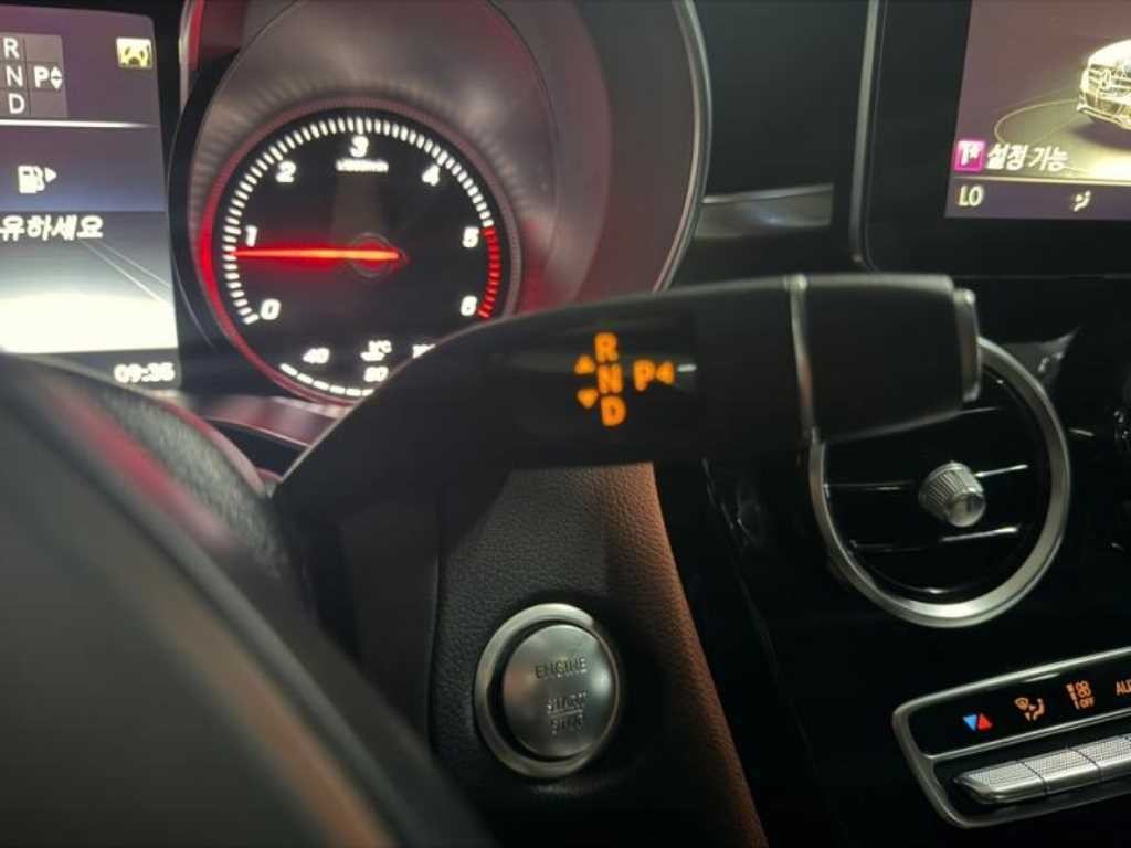 벤츠 C 클래스 C클래스 W205 C220 d 아방가르드 이미지 17