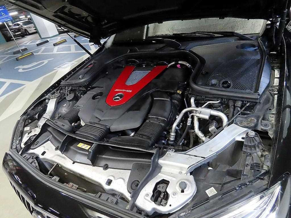 벤츠 E 클래스 E-클래스 W213 E43 AMG 4MATIC 이미지 19