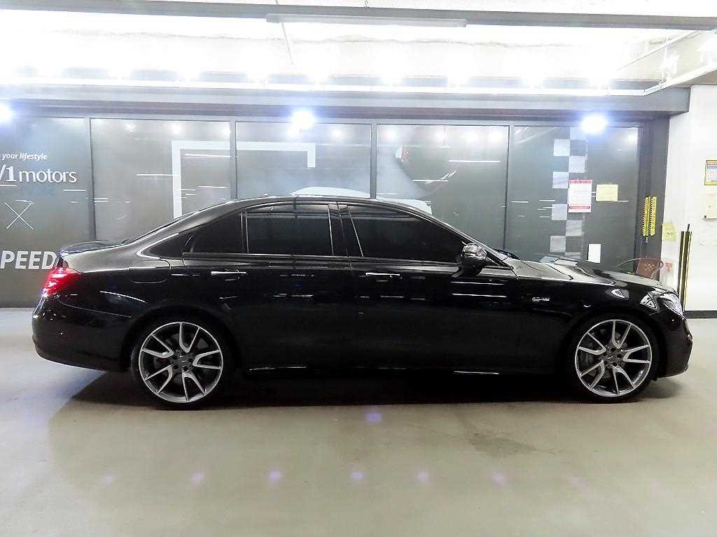 벤츠 E 클래스 E-클래스 W213 E43 AMG 4MATIC 이미지 3