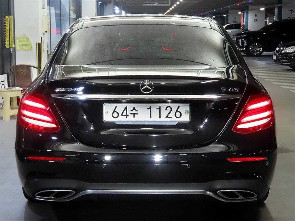벤츠 E 클래스 E-클래스 W213 E43 AMG 4MATIC 이미지 5