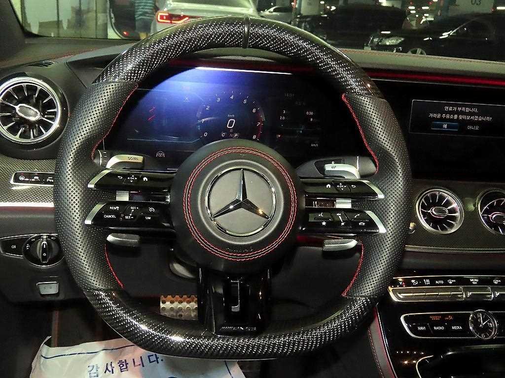 벤츠 E 클래스 E-클래스 W213 E43 AMG 4MATIC 이미지 8