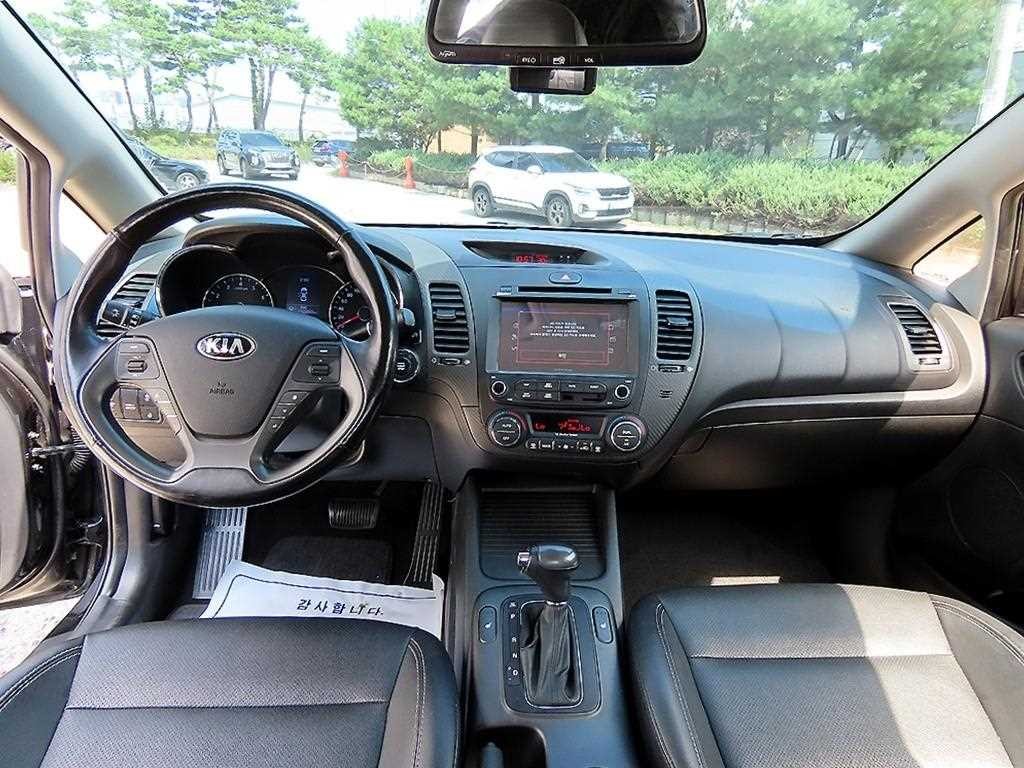 기아 K3 1.6 GDI 트렌디 이미지 7