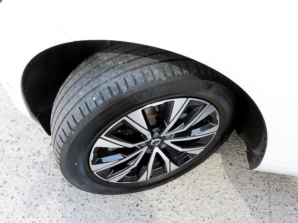 볼보 XC60 XC60(2세대) B5 AWD 얼티메이트 브라이트 이미지 20