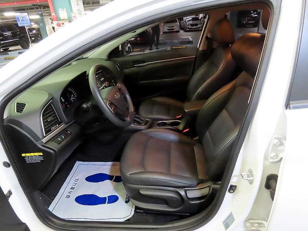 현대 아반떼 아반떼 AD 1.6 GDI 밸류 플러스 이미지 6