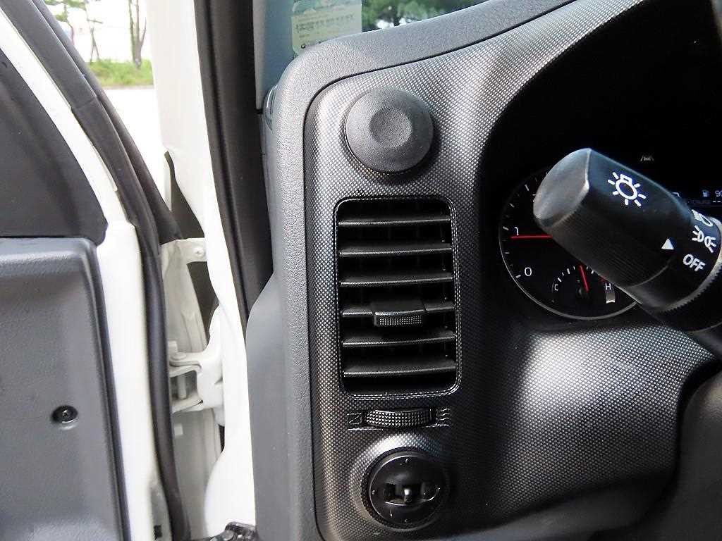 소형화물 카고(소형) [카고]봉고3 (LPG2.5터보) 1.2톤/킹캡/초장축/2WD GLS 이미지 12