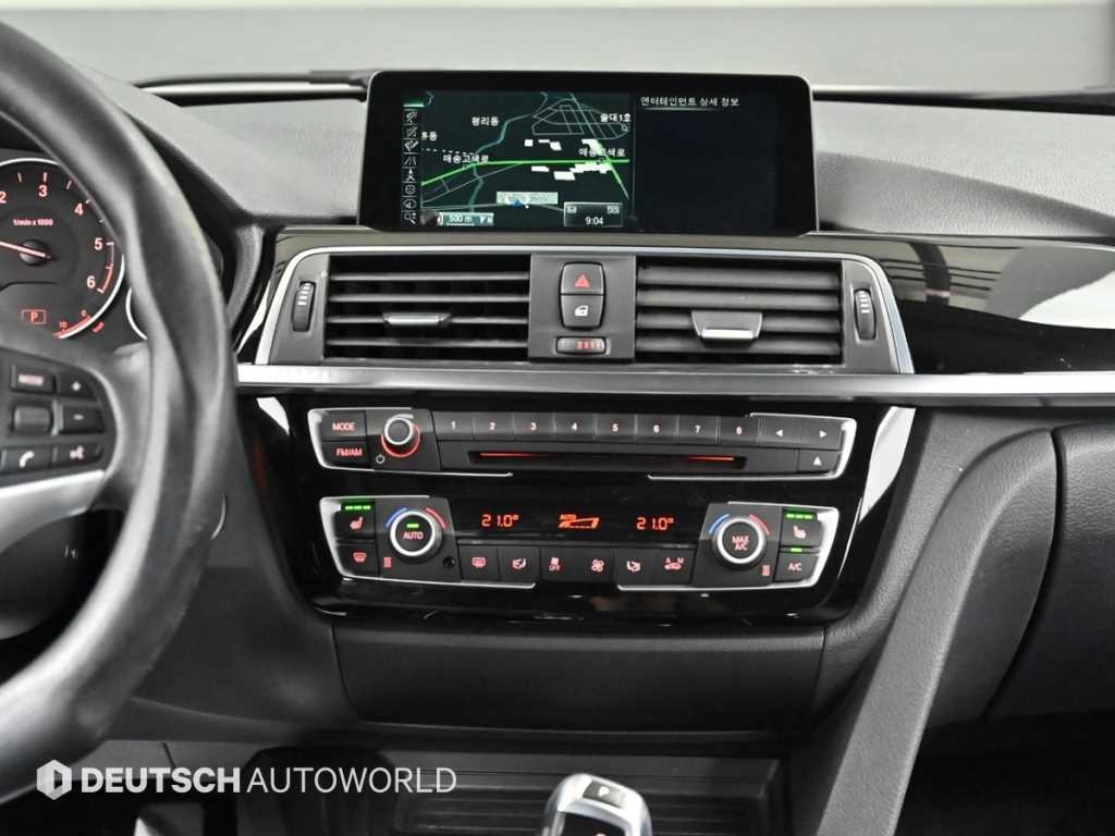 BMW 3시리즈 3시리즈 (F30) 320d 이미지 14