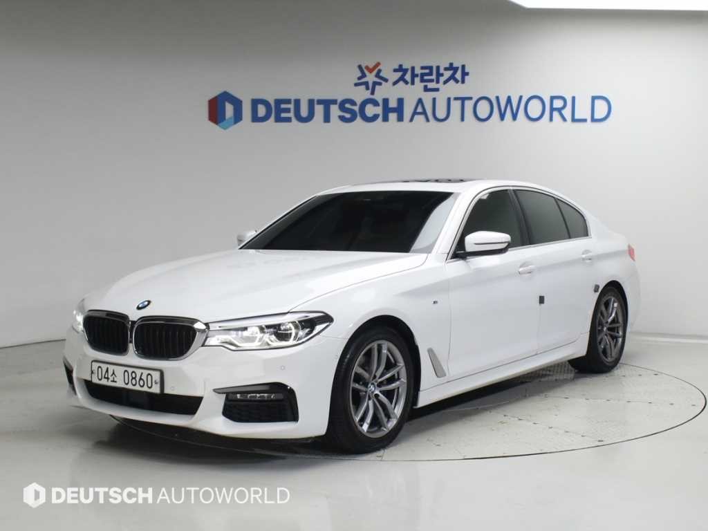BMW 5시리즈 5시리즈 (G30) 520d M 스포츠 플러스 이미지 1