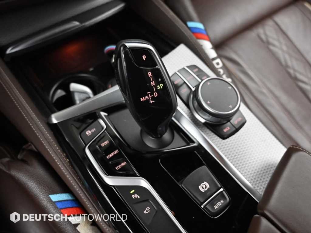 BMW 5시리즈 5시리즈 (G30) 520d M 스포츠 플러스 이미지 9