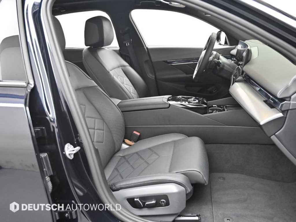BMW 5시리즈 5시리즈 (G60) 530e M 스포츠 이미지 10