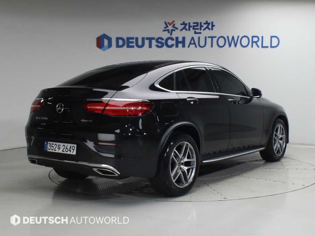 벤츠 GLC 클래스 GLC클래스 X253 GLC 220 d 4MATIC 쿠페 이미지 2