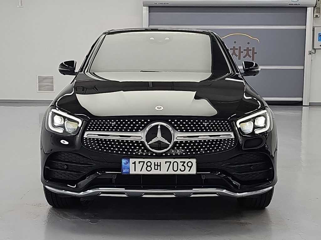 벤츠 GLC 클래스 GLC클래스 X253 GLC 300 4MATIC 쿠페 이미지 2