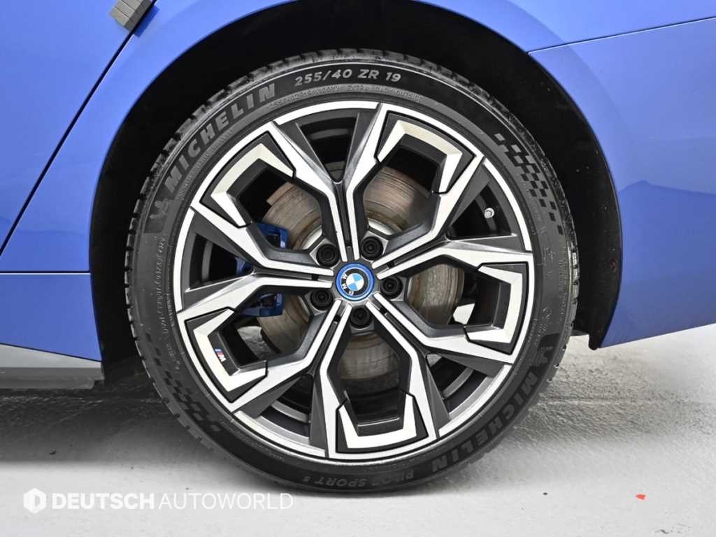 BMW i4 eDrive 40 이미지 5