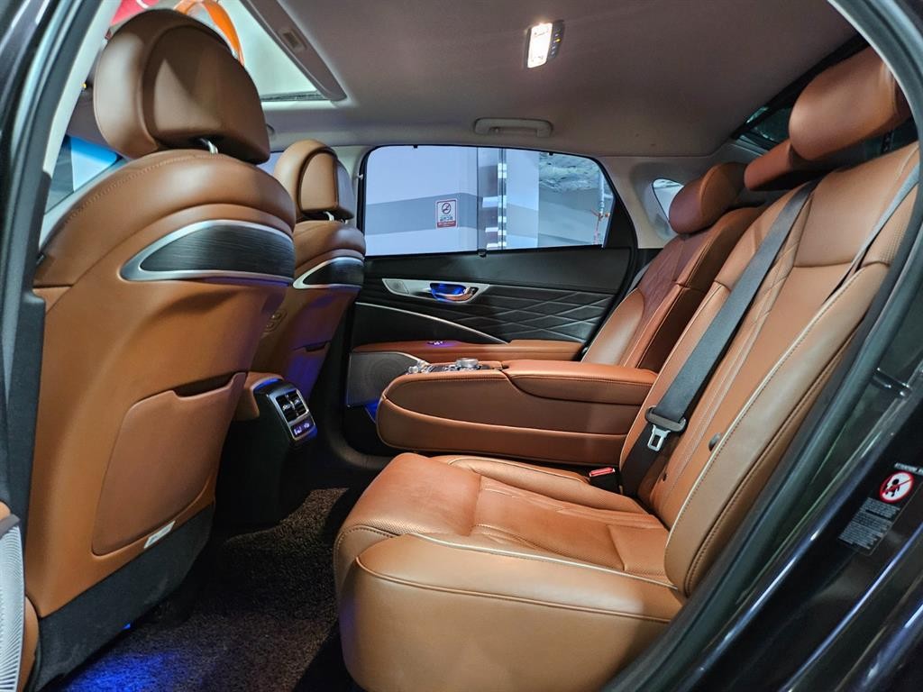 기아 K9 더 K9 3.8 GDI AWD 플래티넘Ⅲ 이미지 2