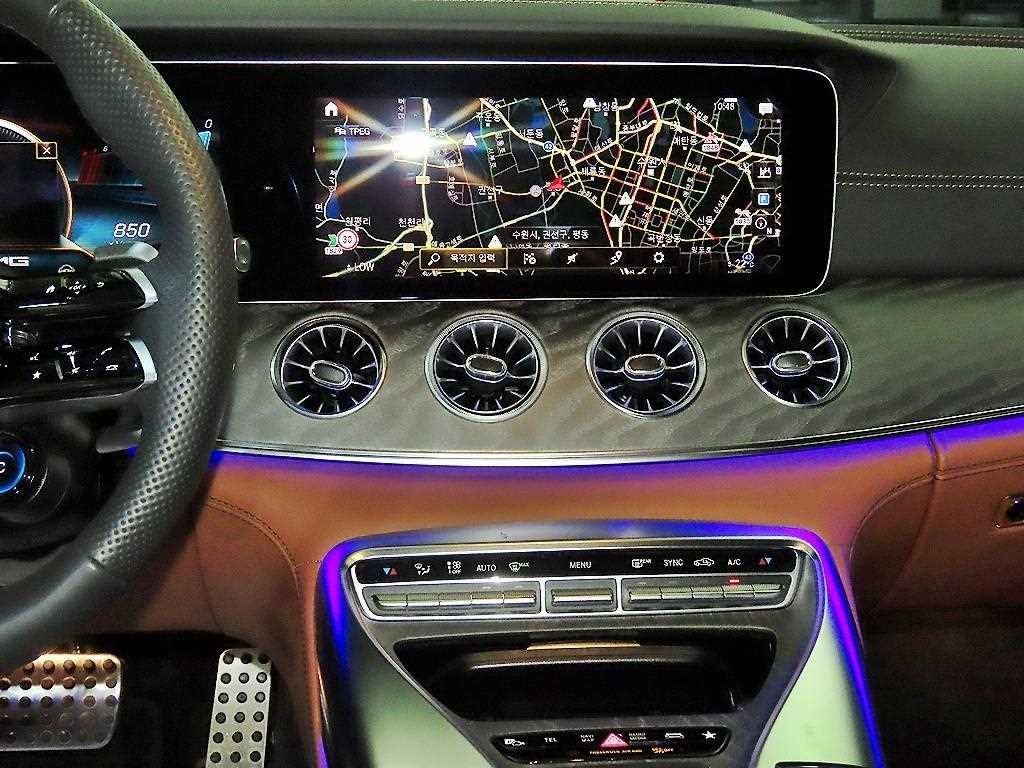 벤츠 AMG GT 4도어 43 4MATIC+ 이미지 11