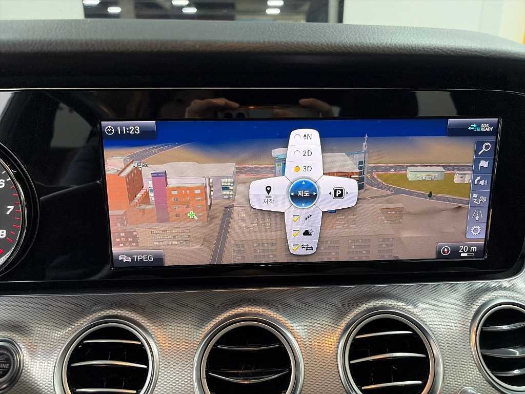 벤츠 E 클래스 E-클래스 W213 E250 아방가르드 이미지 16