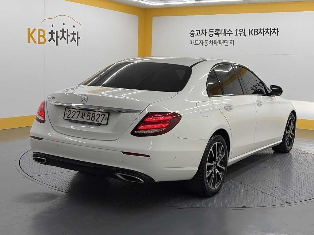 벤츠 E 클래스 E-클래스 W213 E250 아방가르드 이미지 4