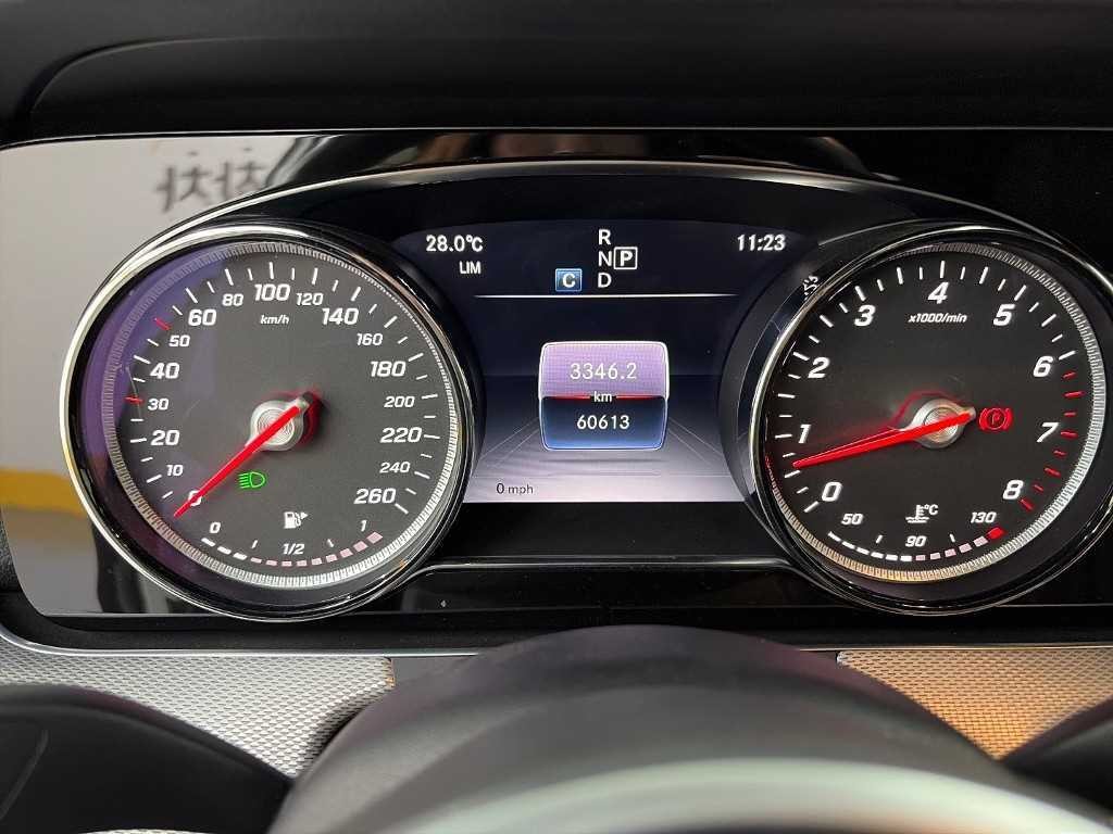 벤츠 E 클래스 E-클래스 W213 E250 아방가르드 이미지 6