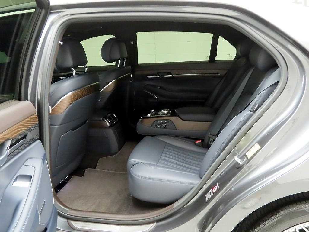 제네시스 G90 3.8 GDI AWD 프리미엄 럭셔리 이미지 12