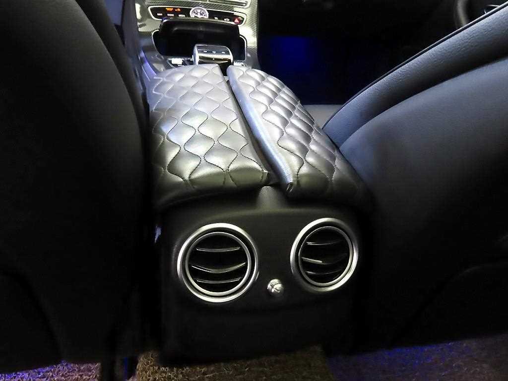 벤츠 E 클래스 E-클래스 W213 E300 아방가르드 이미지 14