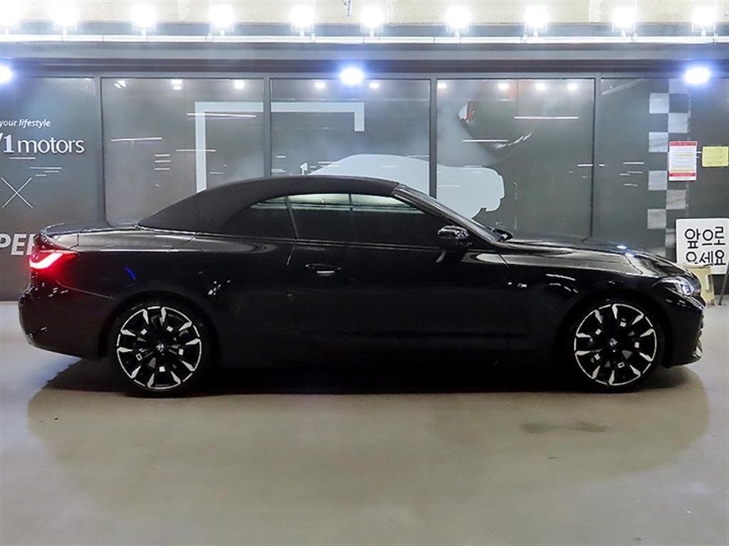 BMW 4시리즈 4시리즈 (G22) 420i 컨버터블 M 스포츠 이미지 3