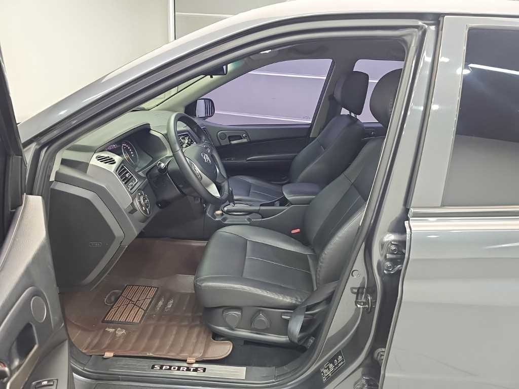 KG모빌리티(쌍용) 코란도 더뉴코란도스포츠 CX7(4WD) 클럽 이미지 11
