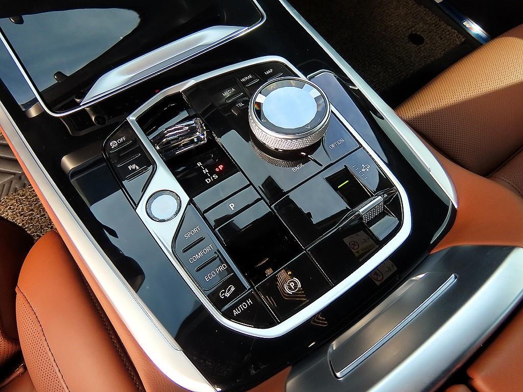 BMW X7 X7 (G07) xDrive 40i M 스포츠 이미지 11