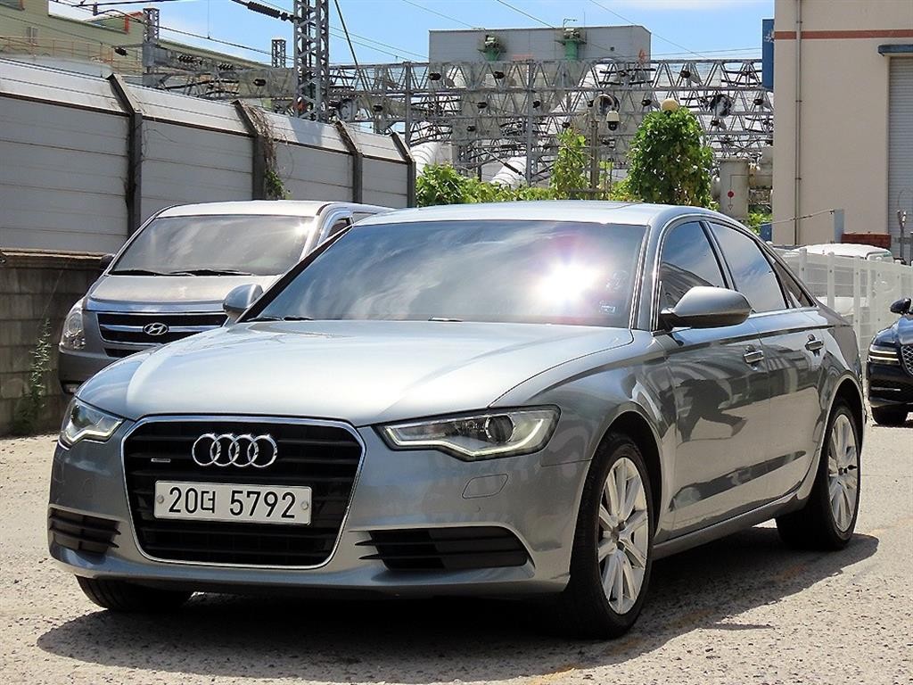 아우디 A6 뉴A6 3.0 TFSI 콰트로 이미지 2