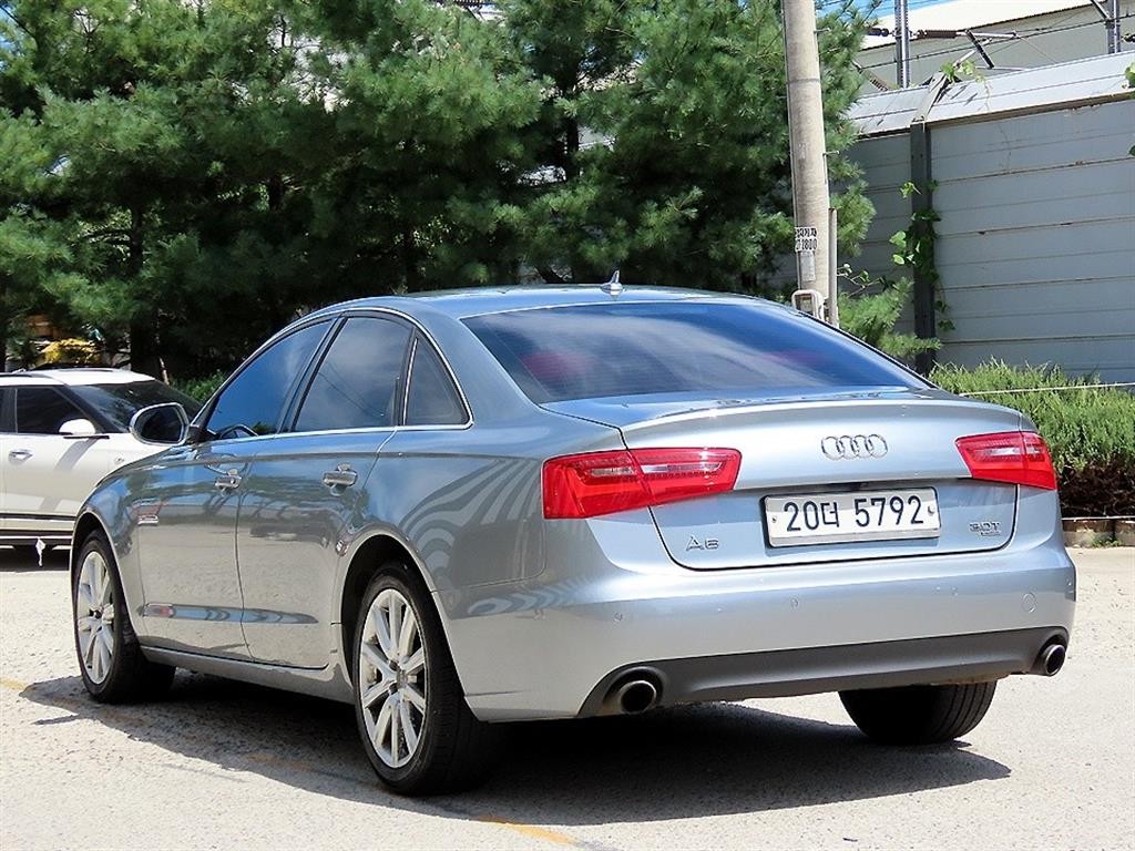 아우디 A6 뉴A6 3.0 TFSI 콰트로 이미지 3
