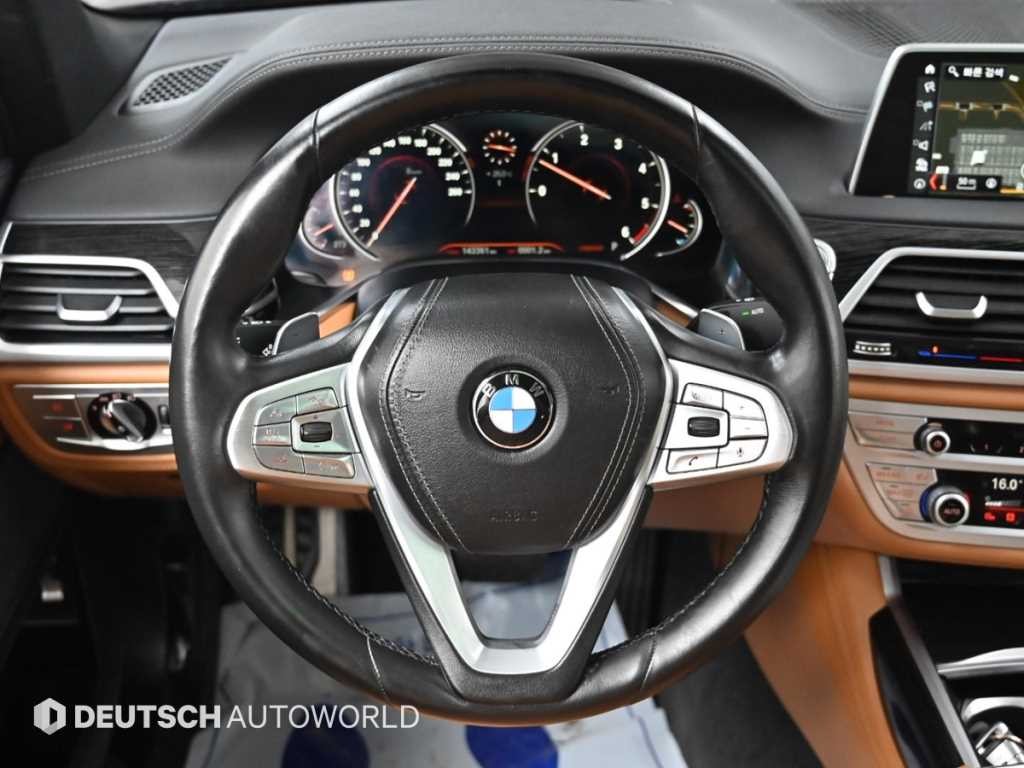 BMW 7시리즈 7시리즈 (G11) 730d xDrive M 스포츠 이미지 13